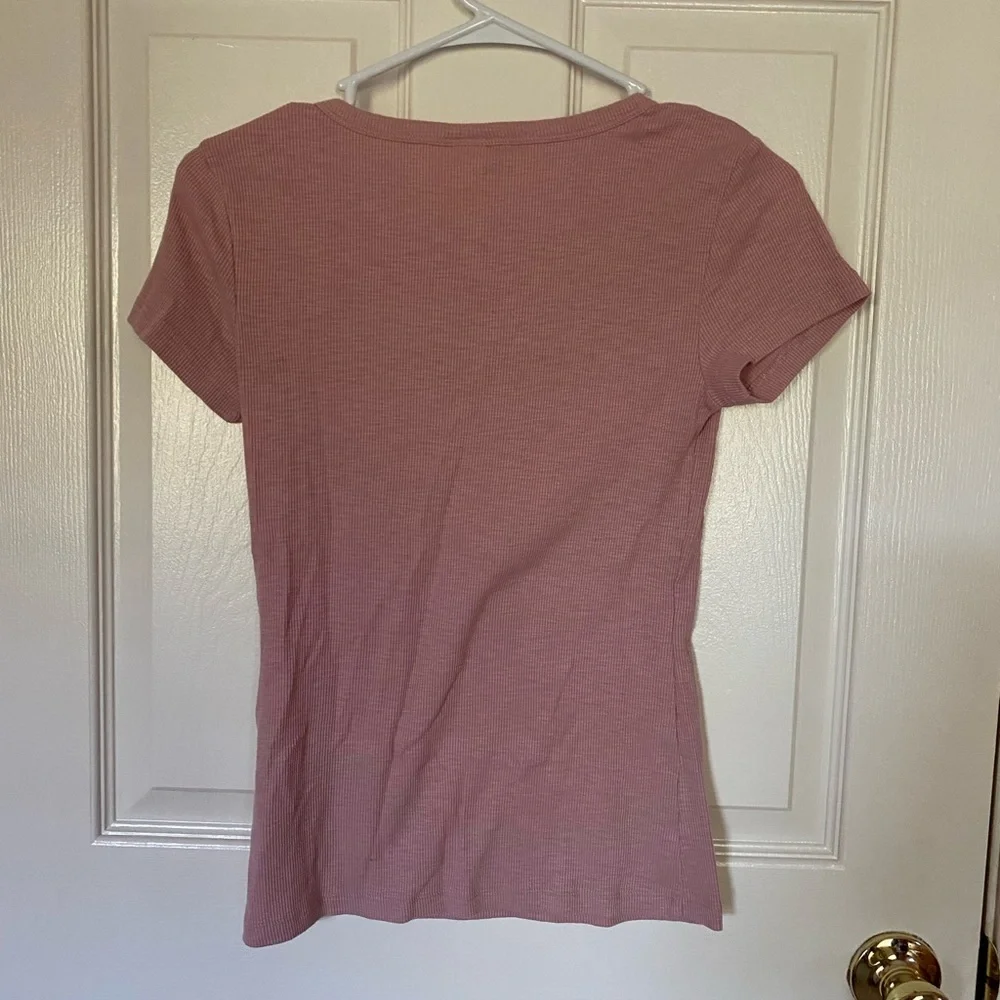 H&M basic tee - Picture 3 of 3